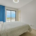Townhouse Near The Ocean * אדחה
