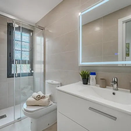 דירה Townhouse Near The Ocean אדחה