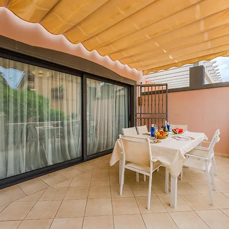 Townhouse Near The Ocean אדחה