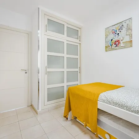 Daire Townhouse Near The Ocean *