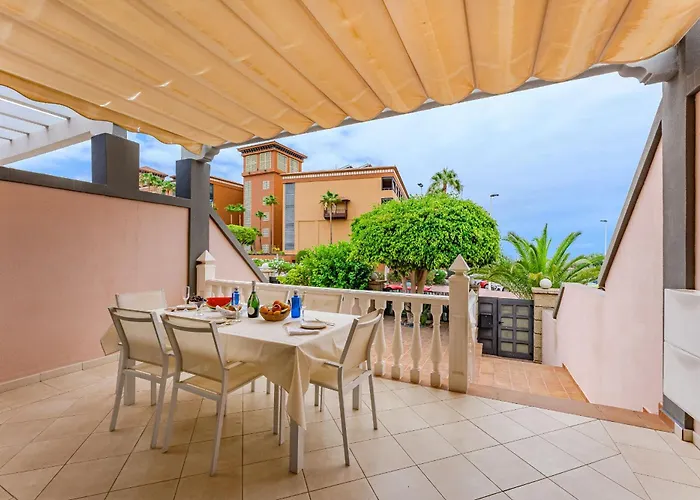 Townhouse Near The Ocean * Адехе